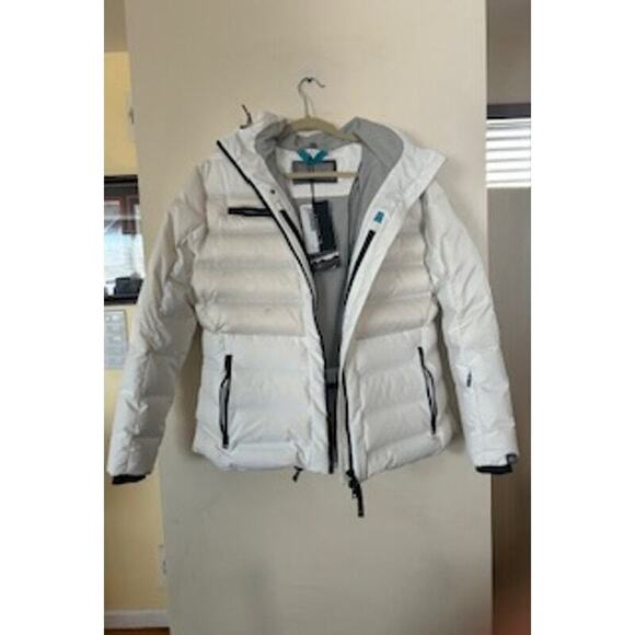 $1050 NWT Capranea Women's Vanta II Ski Jacket White and Black Women's 46 WARM - Picture 1 of 11